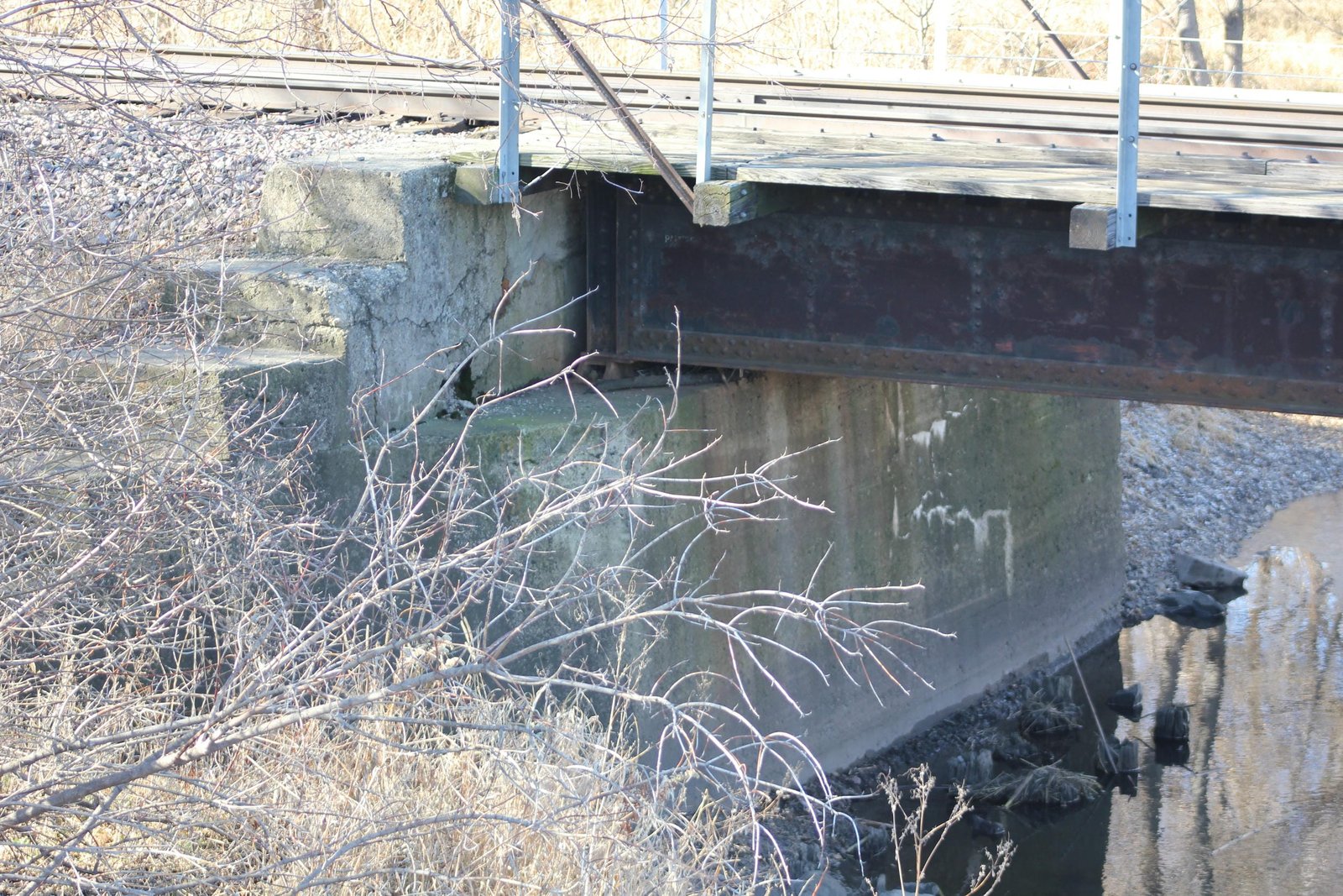 South abutment